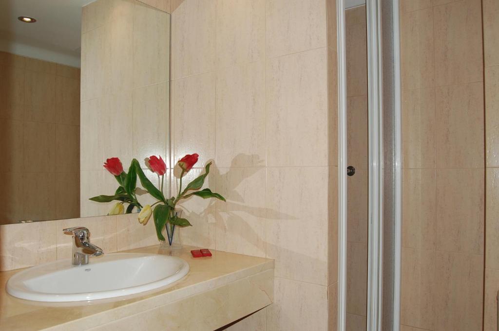Hostal Torras Sant Hilari Sacalm Room photo