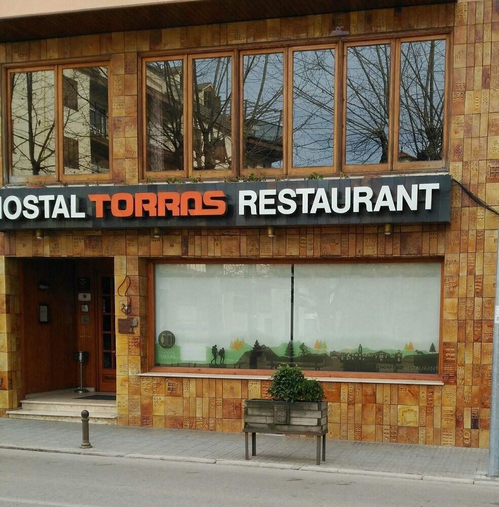 Hostal Torras Sant Hilari Sacalm Exterior photo